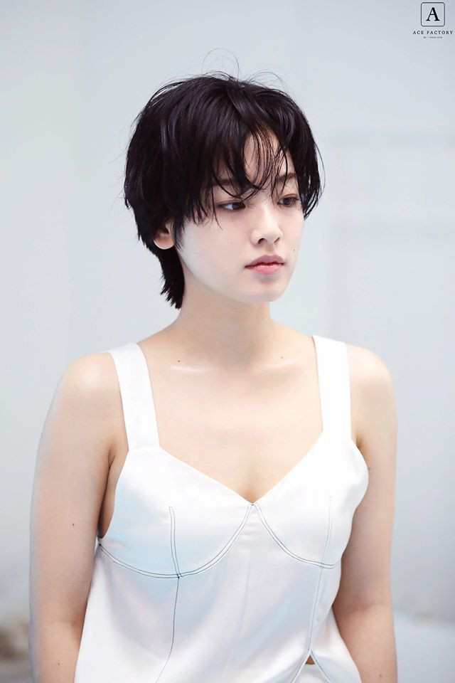 Ảnh chụp hậu trường thôi mà “nữ thần chuyển giới” của Itaewon Class đẹp không góc chết ảnh 5