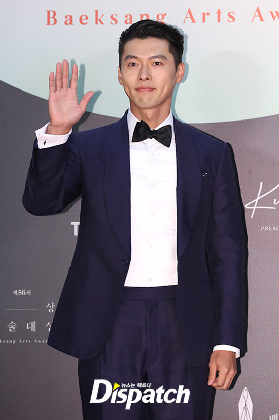 Thảm đỏ Baeksang 2020: Hyun Bin, Son Ye Jin xuất hiện ấn tượng, thỏa lòng mong đợi của fan ảnh 4