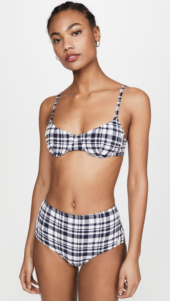 Bikini cạp cao: Kín đáo mà vẫn khoe được hết những đường cong của cơ thể ảnh 5