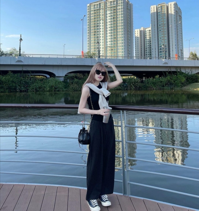 Thiều Bảo Trâm, Châu Bùi cùng dàn mỹ nhân Việt xuống phố với style giao mùa cực chất ảnh 3