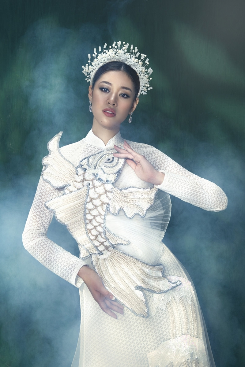 Hoa hậu Khánh Vân đẹp như công chúa bước ra từ truyện cổ tích trong bộ ảnh áo dài ảnh 5
