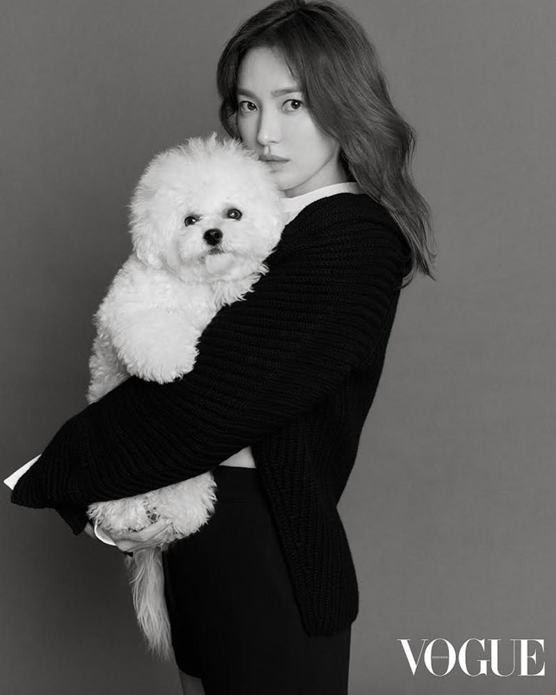 Pha đụng hàng đẳng cấp của “chị đại” Song Hye Kyo với các cô gái BLACKPINK ảnh 7