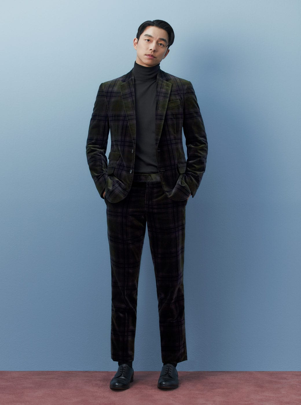 Diện suit lịch lãm mà “ông chú cực phẩm” Gong Yoo lại khiến fan liên tưởng đến danh hài ảnh 7