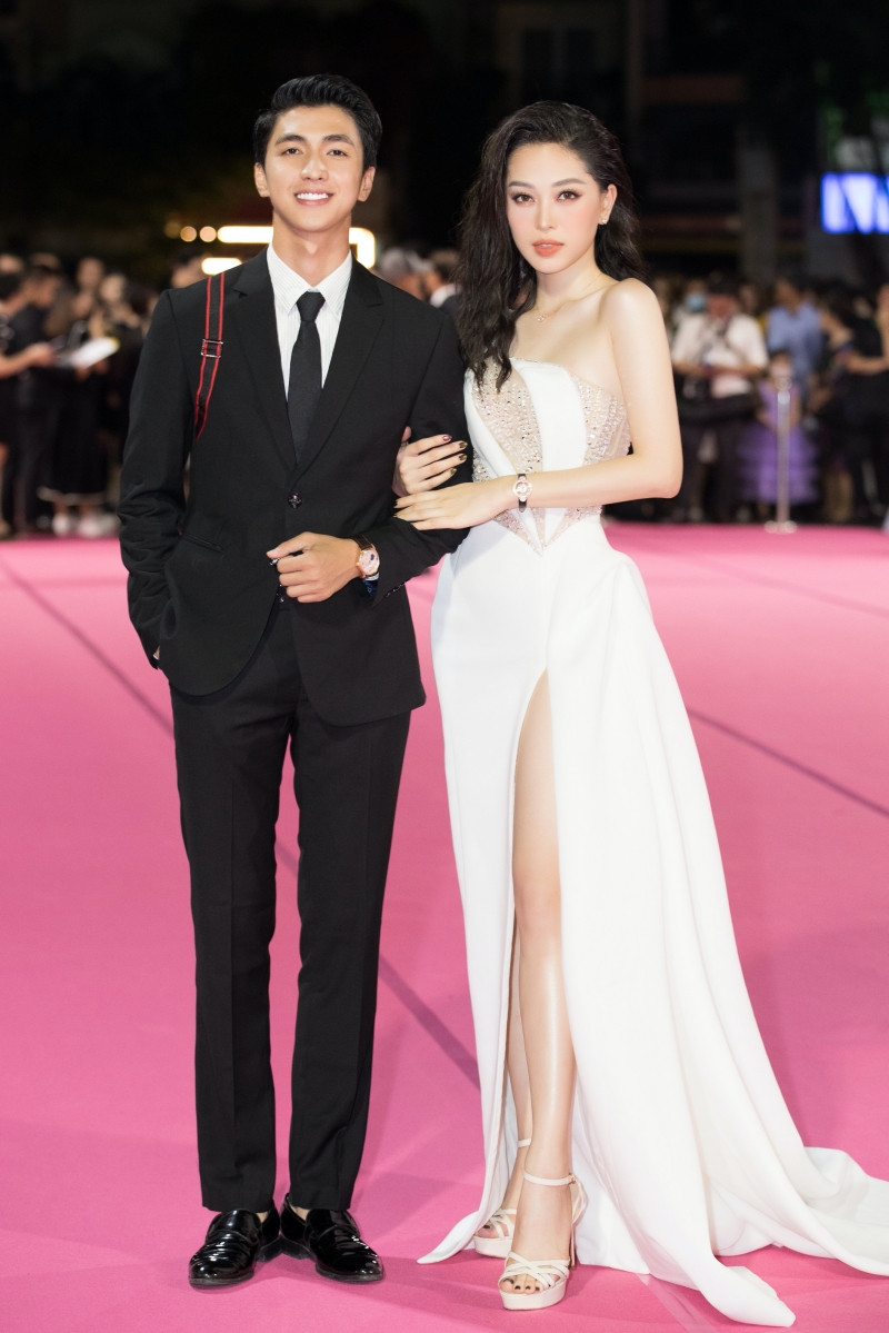 Chung kết Hoa Hậu Việt Nam 2020: Tiểu Vy cực xinh, Đỗ Mỹ Linh diện thiết kế siêu cầu kỳ ảnh 14