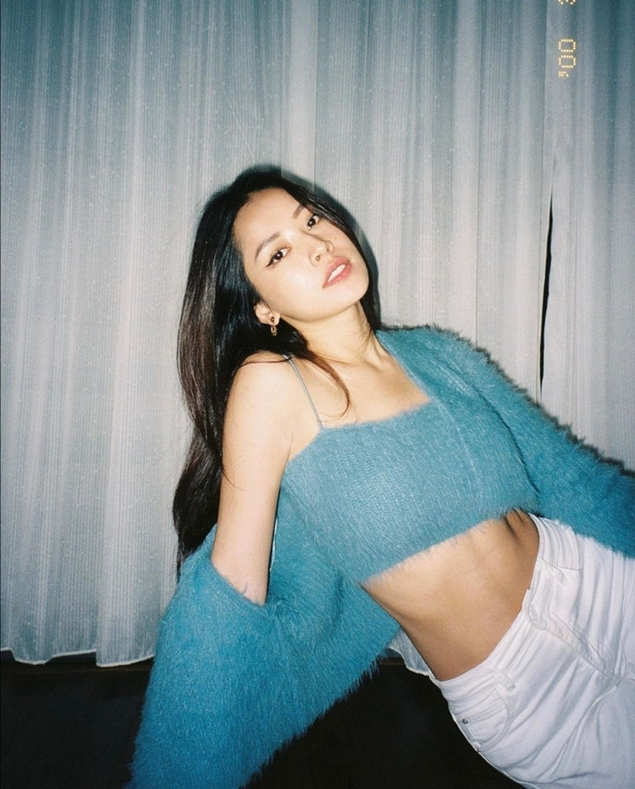 Kiểu áo này có gì đặc biệt mà Á hậu Phương Anh, Ngọc Trinh, Chi Pu đều thích mê? ảnh 2