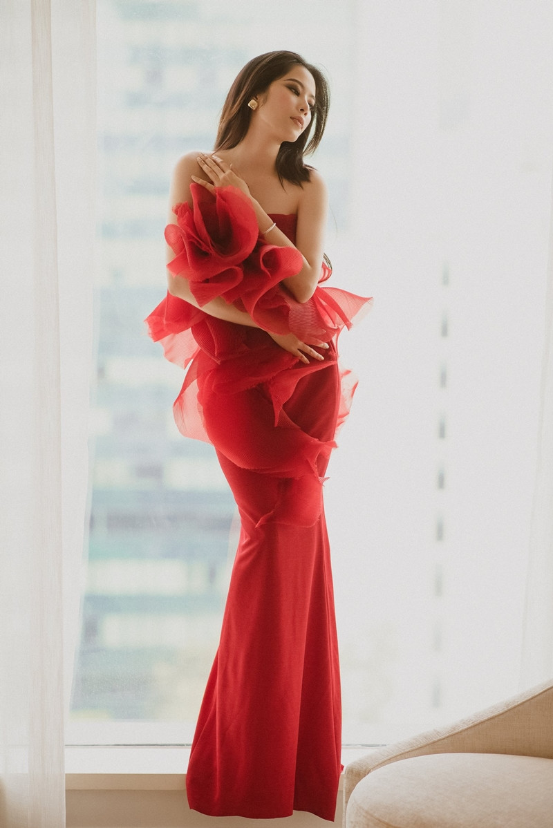 Hoa hậu Trân Đài và Nam Em tung bộ ảnh “chị chị em em” đẹp ngọt ngào gây thương nhớ ảnh 8