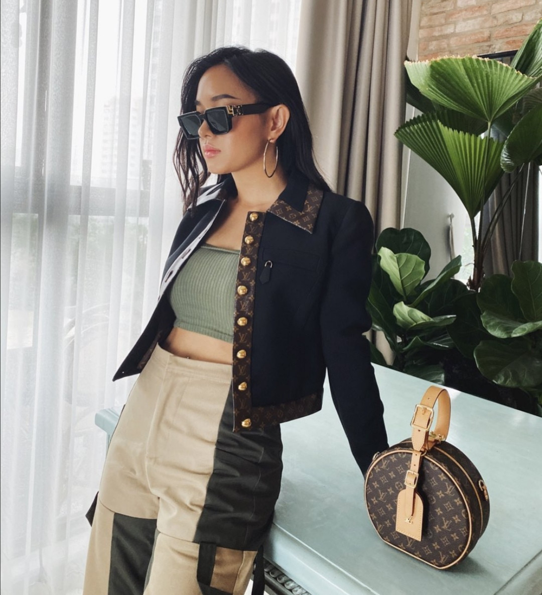 Sao Việt “rủ nhau” đọ sắc với trang phục gam màu đen - trắng, ai quyến rũ hơn? ảnh 2