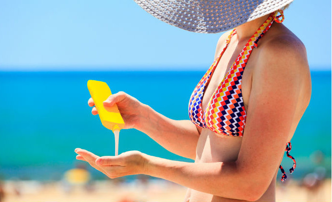 Ai cũng biết dùng kem chống nắng là BẮT BUỘC nhưng chọn loại nào, dùng thế nào mới đúng? ảnh 4