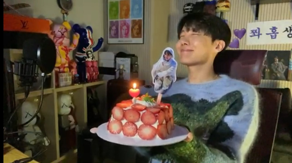 Đỉnh như fanbase của j-hope (BTS), xây hẳn bệnh viện để mừng sinh nhật idol ảnh 8