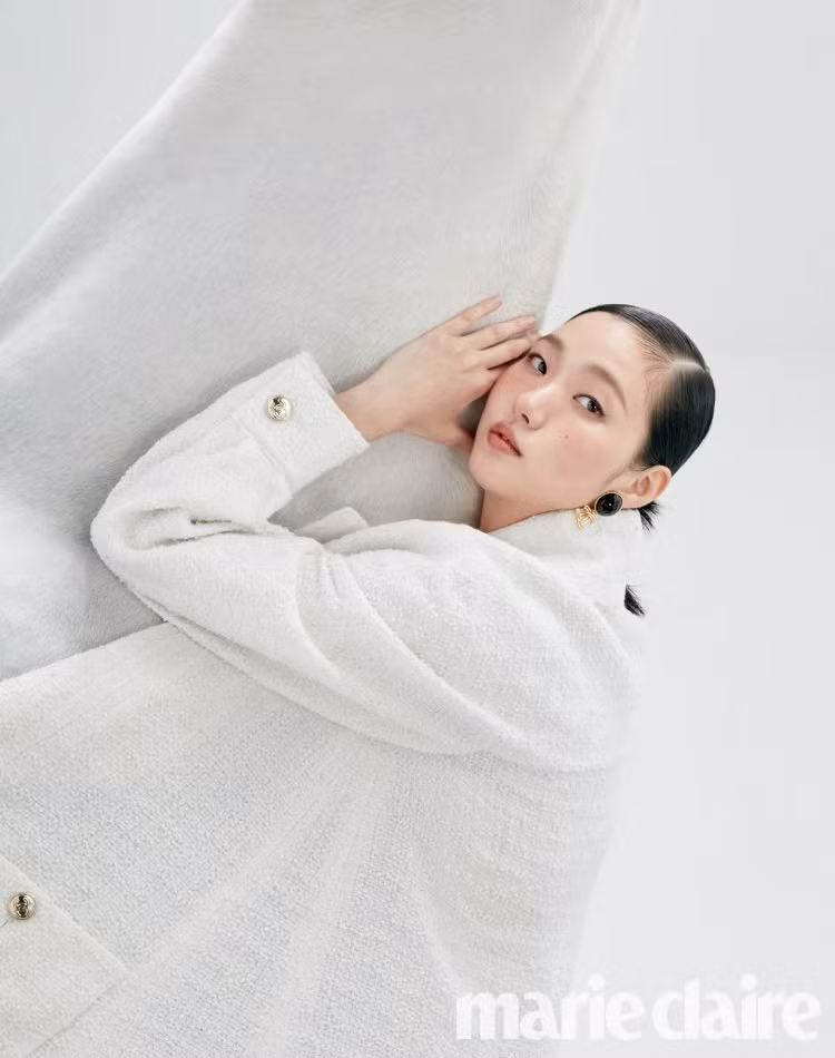 Ngắm trọn bộ hình ấn tượng của Kim Go Eun cùng chú ngựa Maximus (Quân Vương Bất Diệt) ảnh 5