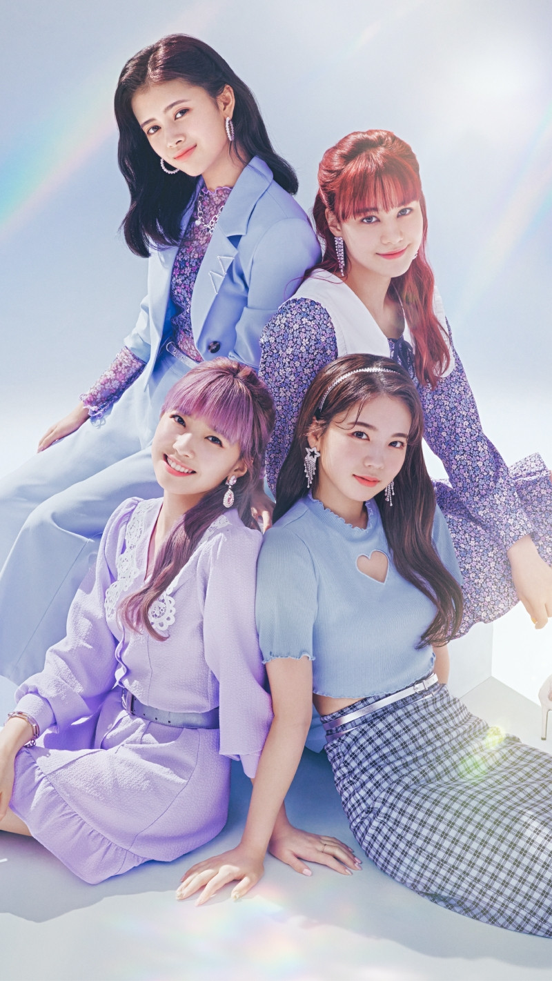 Nhóm nhạc “chị em” của TWICE ở Nhật làm đại sứ thời trang cho nhãn hàng bình dân toàn cầu ảnh 5