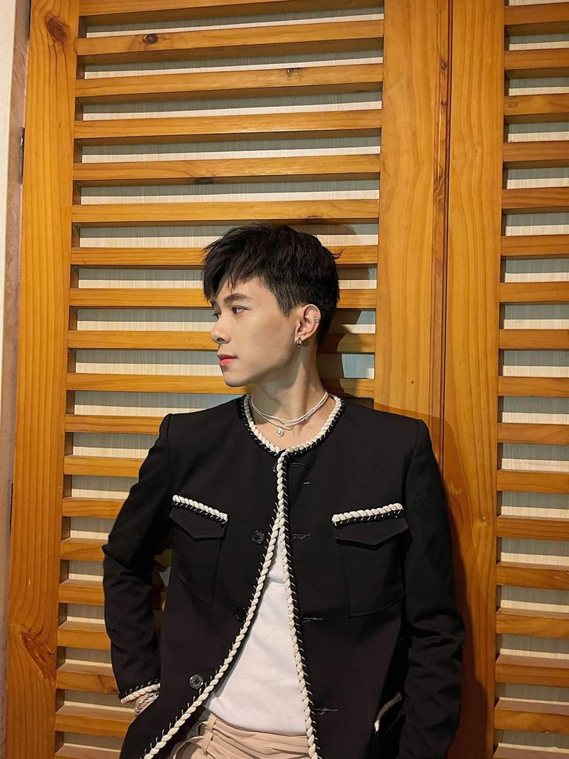 Ngắm “nội dung hấp dẫn” khiến các chị em không thể không thả tim của diễn viên Anh Tú ảnh 4