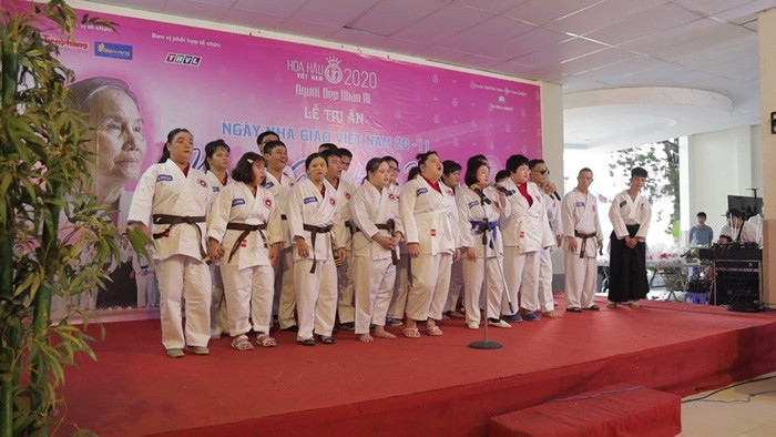 Hoa Hậu Việt Nam 2020: 5 người đẹp trải nghiệm võ thuật tại CLB Aikido đặc biệt ảnh 5
