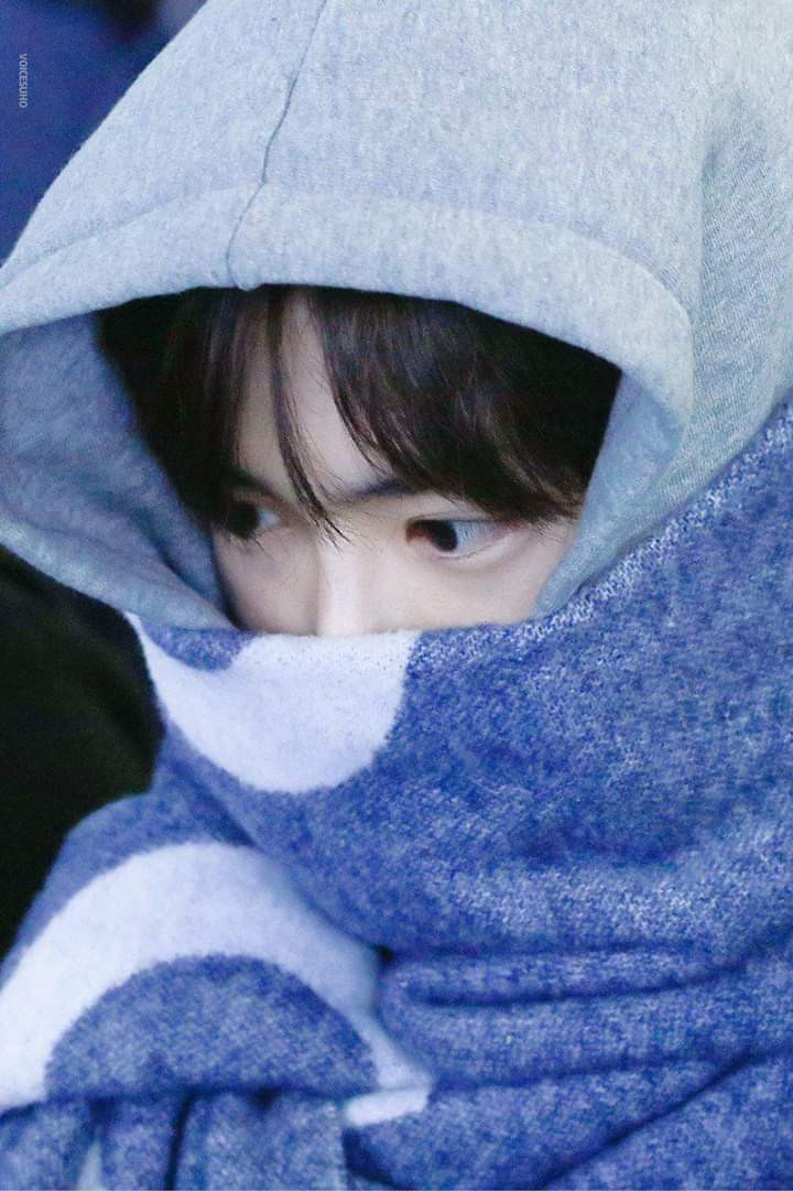 Hãy nhìn thật kỹ bức ảnh này, trong 10 giây bạn có đoán ra được đây là idol nào không? ảnh 1