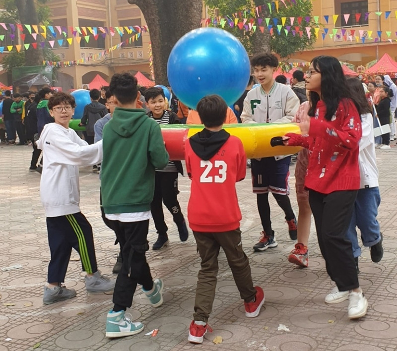 Teen THCS Nguyễn Tri Phương trải nghiệm vô vàn điều thú vị tại Lễ hội Vũ Khúc Xanh đón Tết ảnh 6