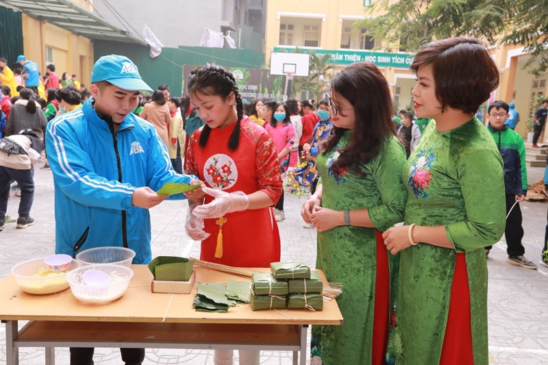 Teen THCS Nguyễn Tri Phương trải nghiệm vô vàn điều thú vị tại Lễ hội Vũ Khúc Xanh đón Tết ảnh 7