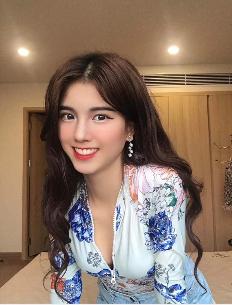 Đặng Phương Nhung - thí sinh 2K của Hoa Hậu Việt Nam sở hữu đôi chân dài miên man ảnh 5