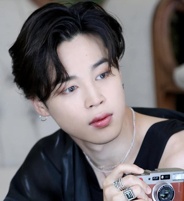 BTS tung ảnh teaser của Jimin: Netizen xuýt xoa quá xinh đẹp, đòi xin tên người make-up ảnh 2
