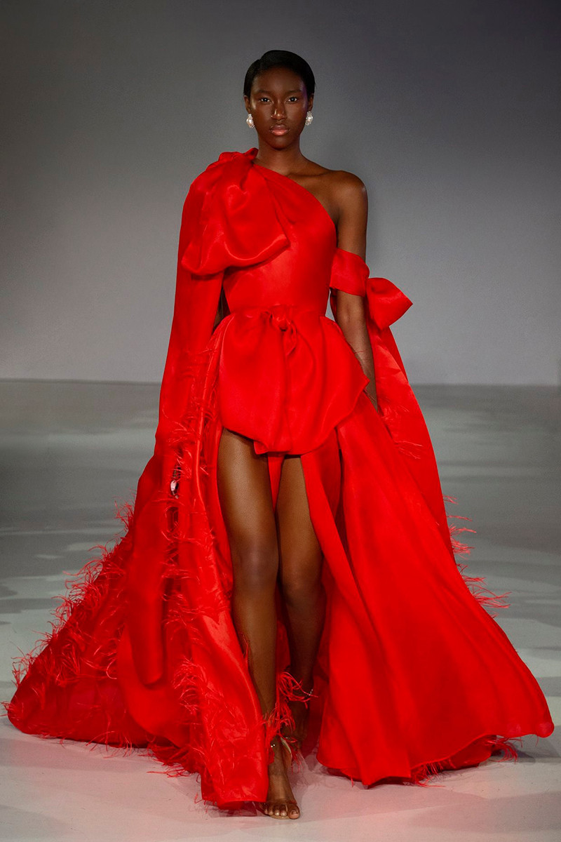 Thông tin NTK Trần Hùng xuất hiện trên trang chủ của “London Fashion Week 2020“ ảnh 5