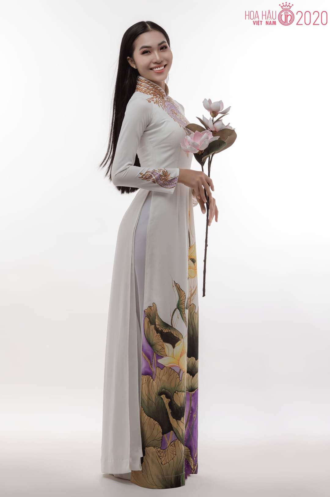 Lộ diện thí sinh Hoa Hậu Việt Nam có nụ cười giống Phạm Hương nhưng lại hâm mộ H’Hen Niê ảnh 3