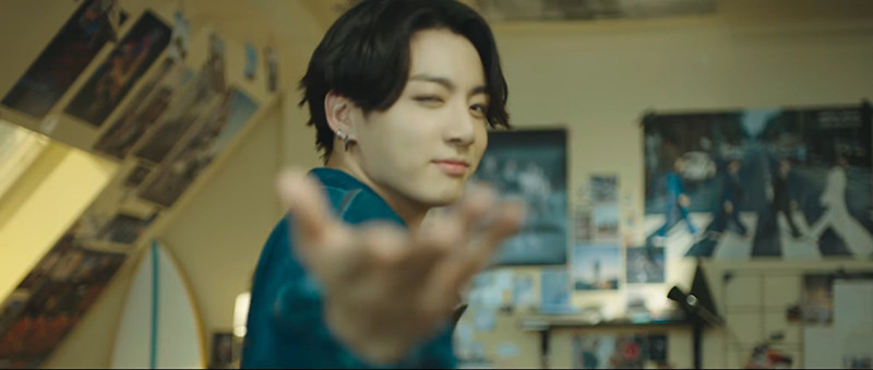 Teaser MV “Dynamite” của BTS ẩn chứa nhiều thông điệp thú vị, từng chi tiết đều có ý nghĩa ảnh 4