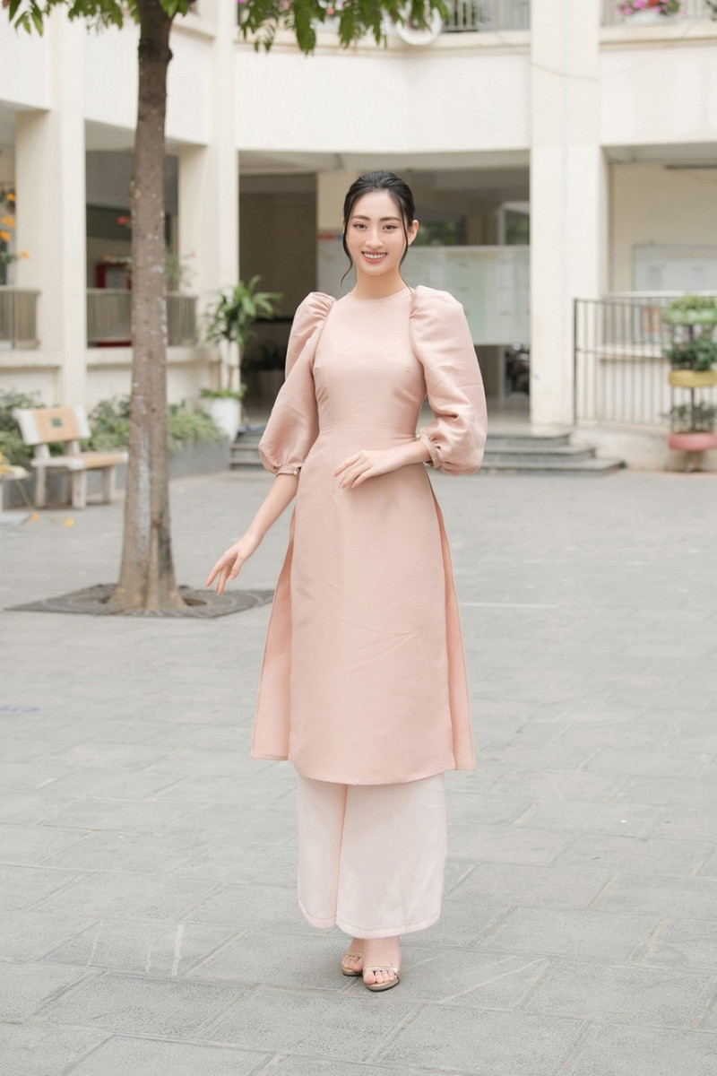Dàn mỹ nhân Việt gợi ý cách diện áo dài Tết cực xinh để có những bức ảnh nghìn like ảnh 3