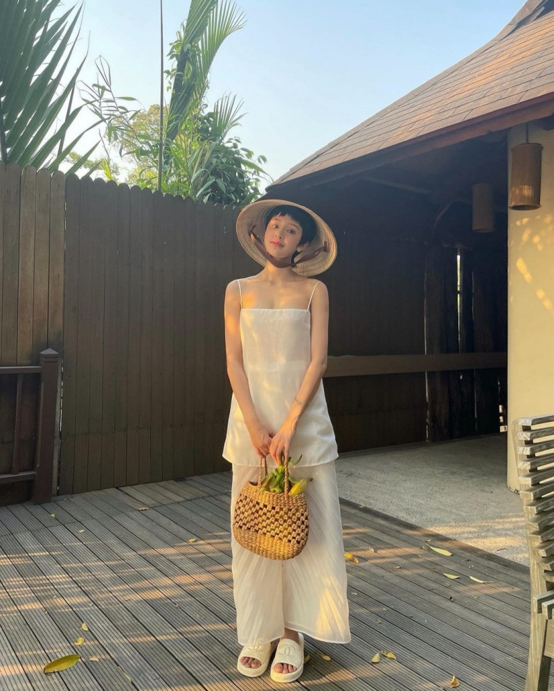 Kaity Nguyễn, Nhã Phương, Ninh Dương Lan Ngọc lăng xê set trang phục đi biển sang chảnh ảnh 6