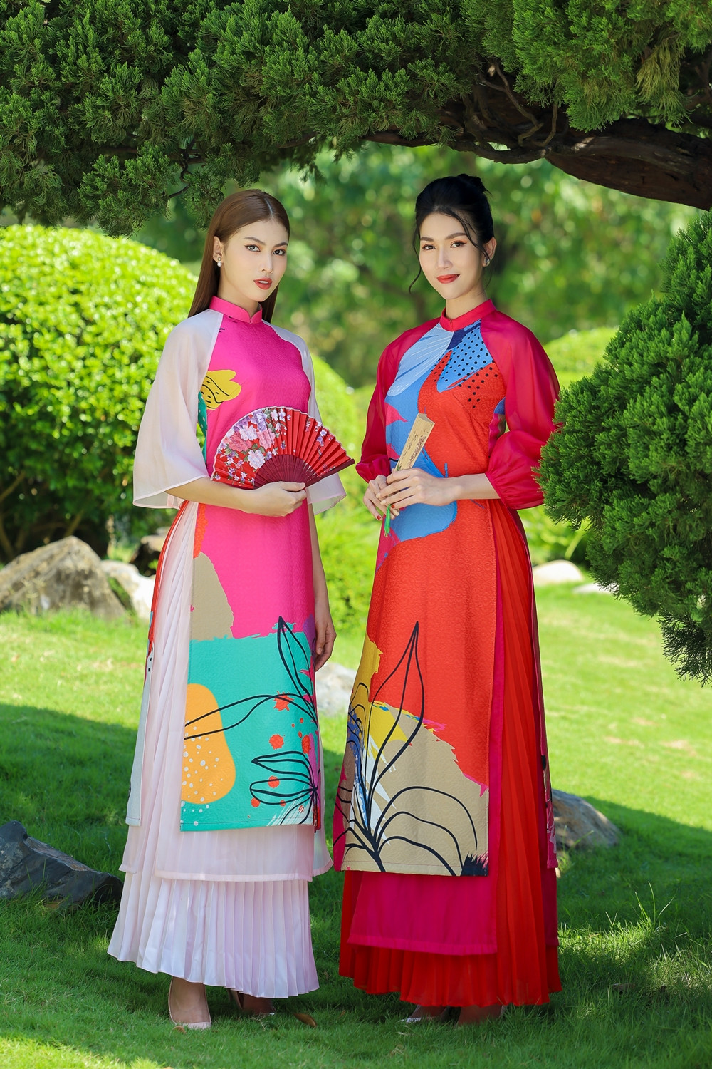 Á hậu Phương Anh, Ngọc Thảo khoe sắc vóc rạng rỡ trong BST áo dài đón Tết Tân Sửu ảnh 2