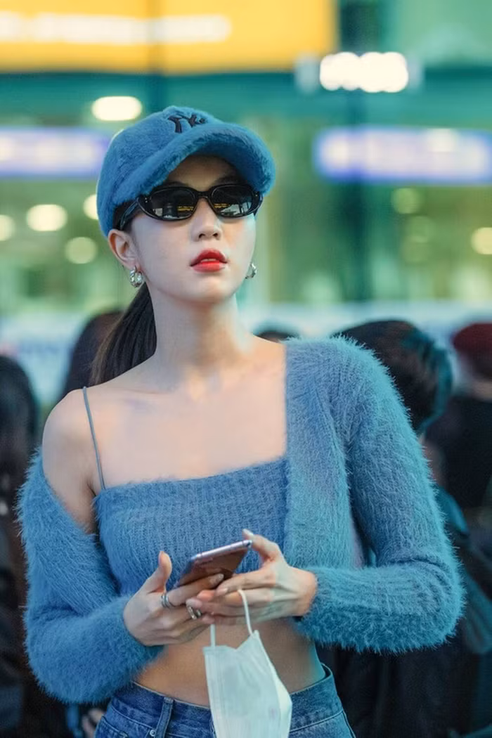 Kiểu áo này có gì đặc biệt mà Á hậu Phương Anh, Ngọc Trinh, Chi Pu đều thích mê? ảnh 5