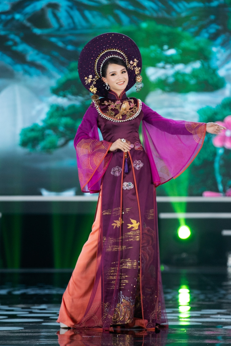 Hoa hậu Mỹ Linh ăn chay để hóa thân thành Thánh Mẫu trong màn trình diễn áo dài ảnh 12