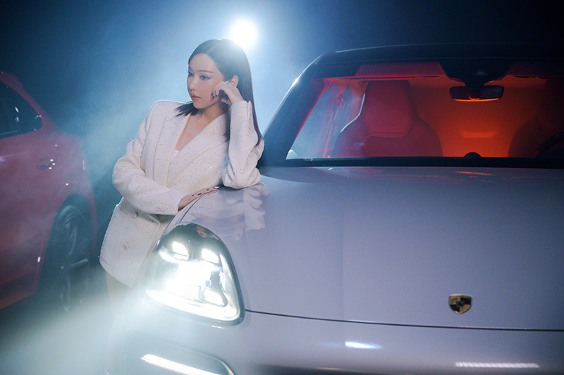 Min tung loạt ảnh mới xinh như idol Hàn, khoe khéo thần thái và body cực phẩm ảnh 4