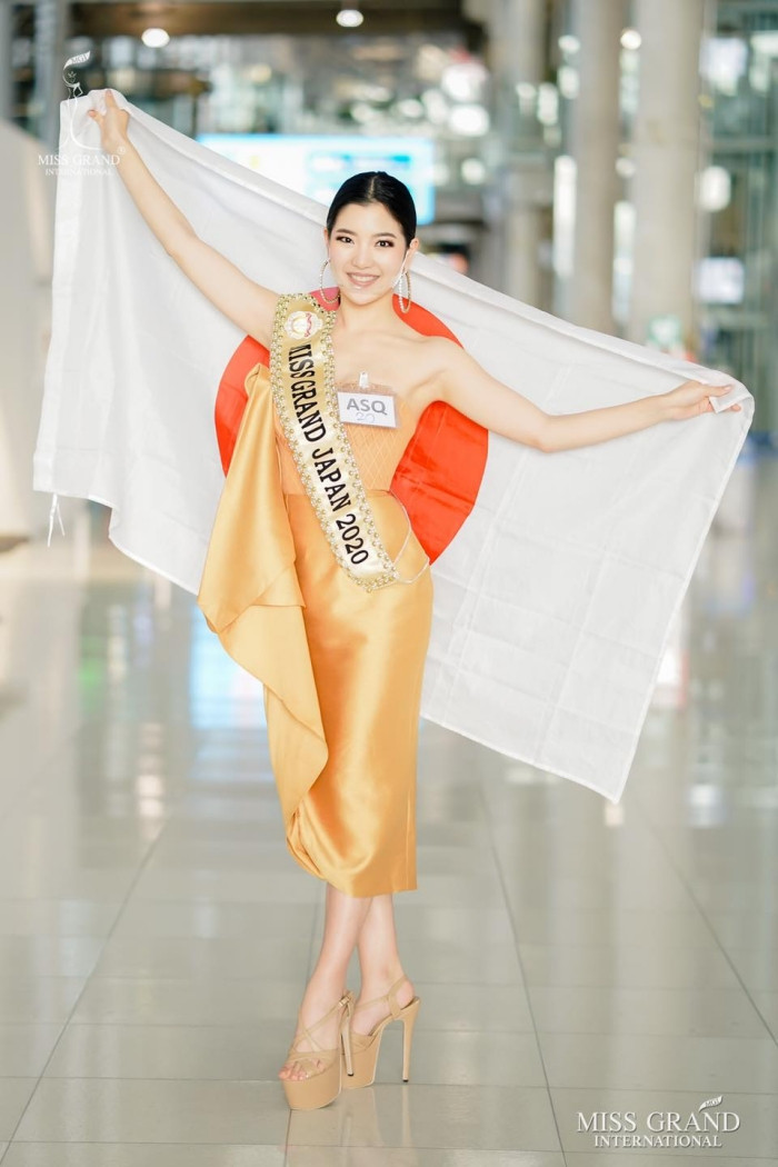 Muôn hình muôn vẻ các loại khẩu trang từ dàn đối thủ của Ngọc Thảo tại Miss Grand International 2020 ảnh 6