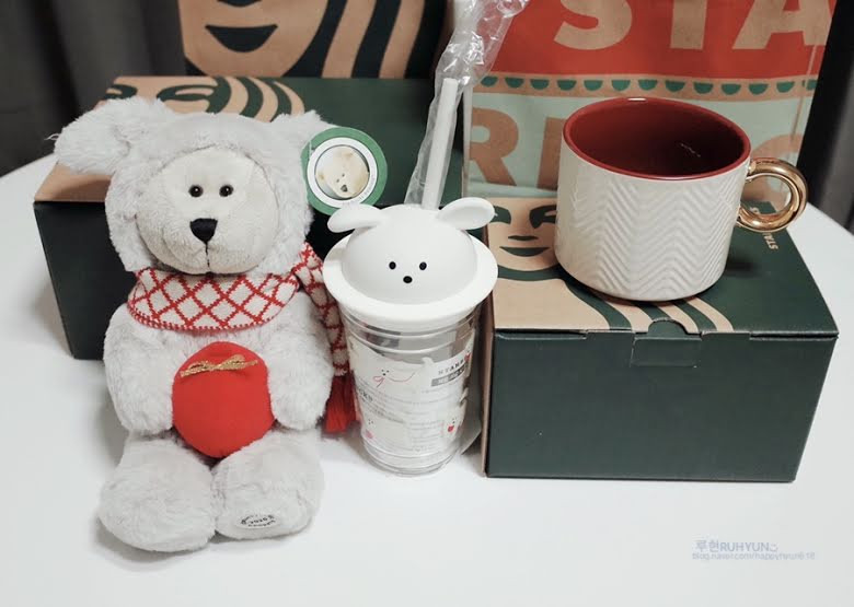 Chiếc cốc này có gì đặc biệt mà fandom nào cũng nhận là có hình ảnh của idol nhà mình? ảnh 5