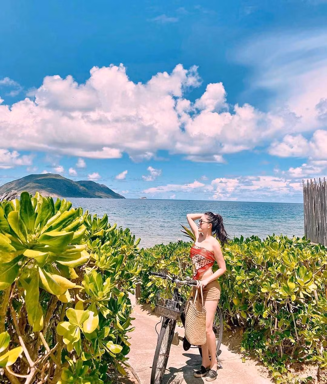 Sắc màu mùa Hè tươi mát thống lĩnh phong cách thời trang sao Việt tuần qua ảnh 10