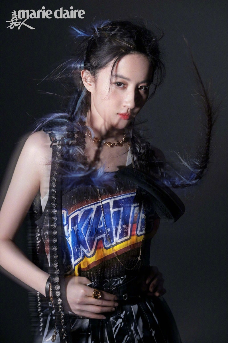 Làm đại sứ thương hiệu phải như Lưu Diệc Phi, liên tiếp lên bìa toàn tạp chí đình đám ảnh 4