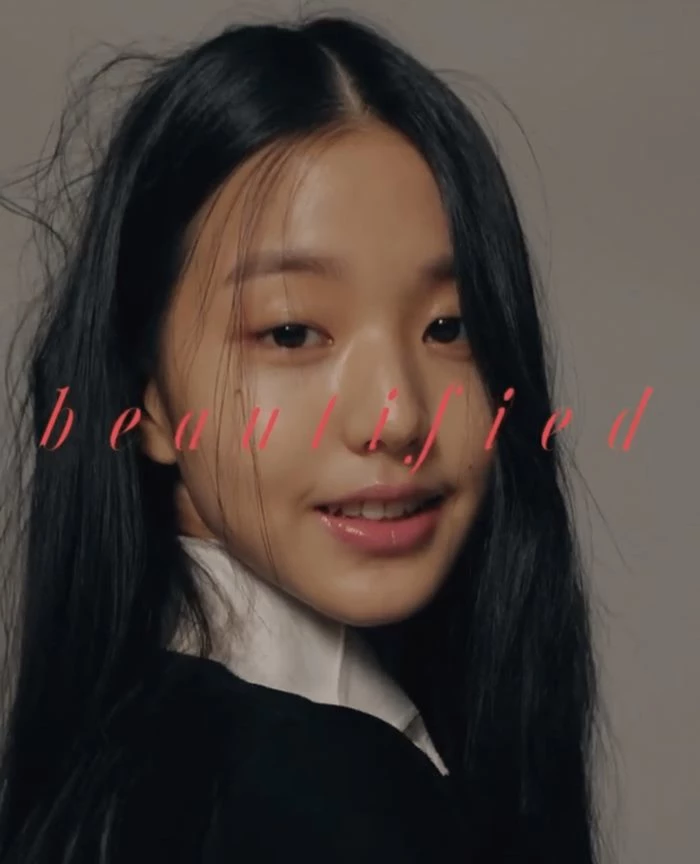 Loạt ảnh vô cùng khó hiểu của 1 số thành viên IZ*ONE trên VOGUE Hàn khiến netizen phẫn nộ ảnh 3