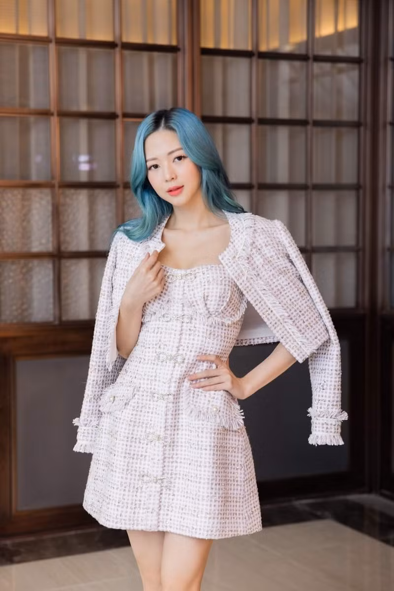 Mỹ nhân Việt đọ sắc với trang phục dạ: Lan Ngọc, Ngọc Trinh, DJ Mie, ai mix đồ cao tay hơn ảnh 8