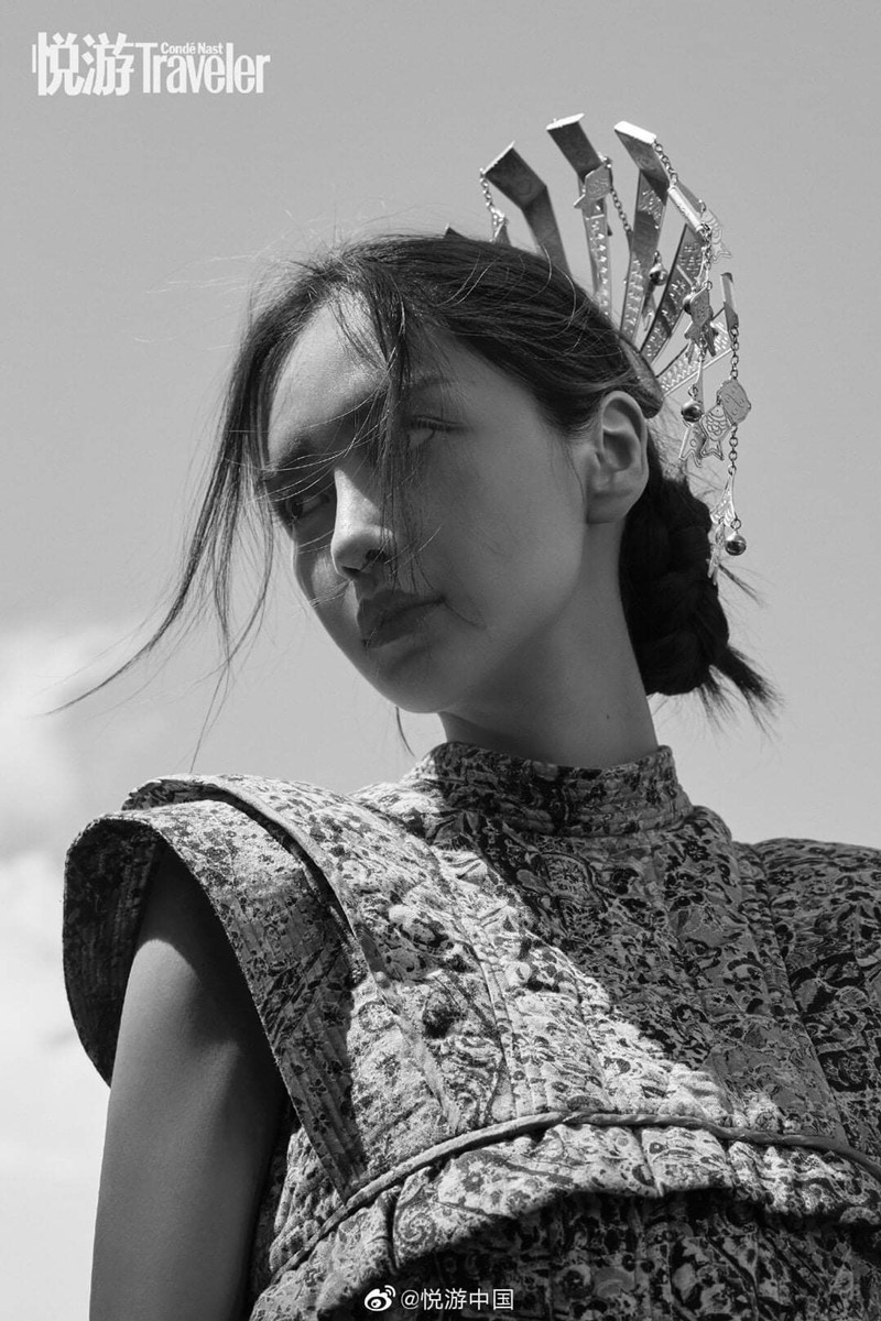 “Gái một con” Angela Baby khoe nhan sắc đáng ghen tị trên bìa Kim Cửu thứ hai trong tháng ảnh 9