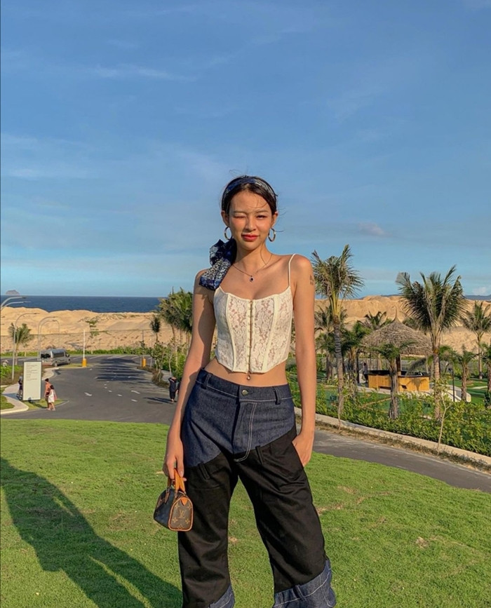 Mỹ nhân tuổi Sửu: Trước khi “cầm míc thành ca sĩ”, Phí Phương Anh là một fashionista cực đỉnh! ảnh 4