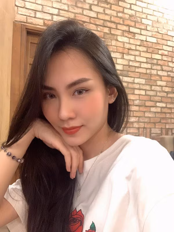 Mai Phương - Cô gái có khuôn mặt mộc xinh như nữ chính ngôn tình dự thi Hoa Hậu Việt Nam ảnh 4