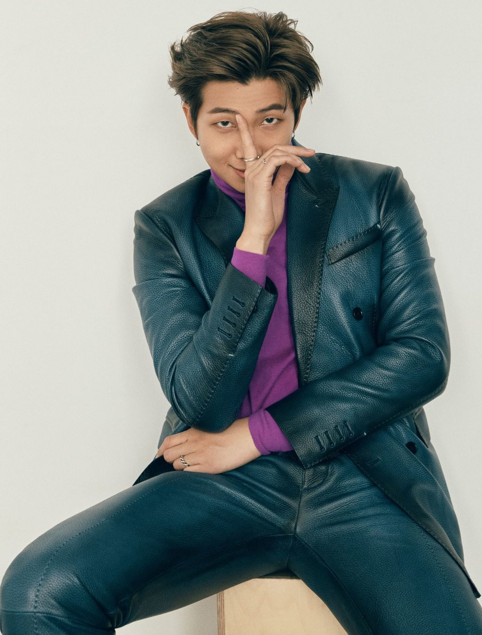 Xuất hiện như người mẫu trên bìa Esquire, BTS chia sẻ quan điểm về sự nam tính ảnh 5