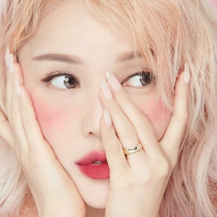 Phải làm gì khi thời tiết này lớp trang điểm và da bạn dường như “không dành cho nhau”? ảnh 2