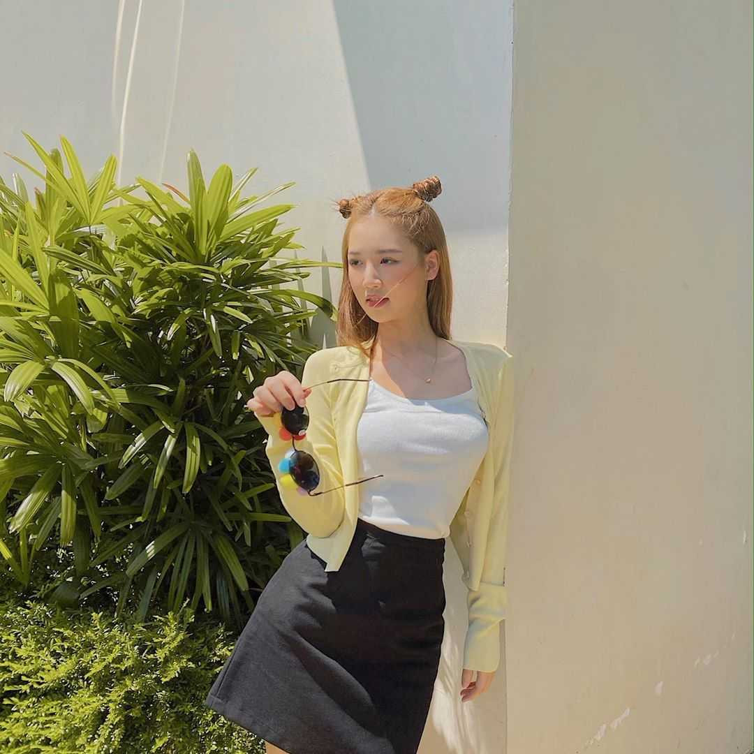 Sắc màu mùa Hè tươi mát thống lĩnh phong cách thời trang sao Việt tuần qua ảnh 2