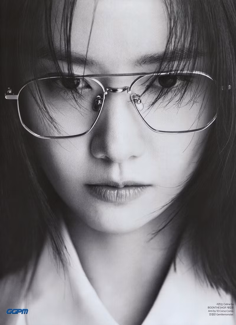 “Tường thành nhan sắc” Yoona mặc gì trong bộ ảnh mới mà được khen “đẹp trai” như nam thần? ảnh 4