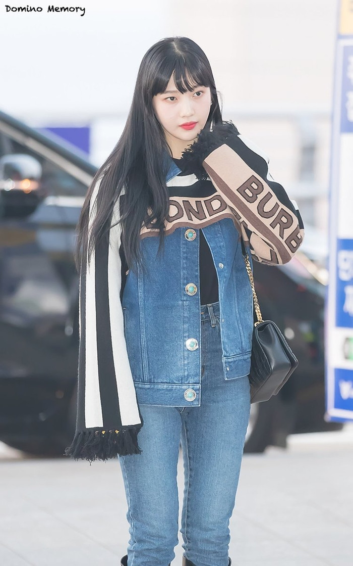 8 lần “đụng hàng” bất phân thắng bại của Jisoo (BLACKPINK) với các nữ idol xinh đẹp khác ảnh 2