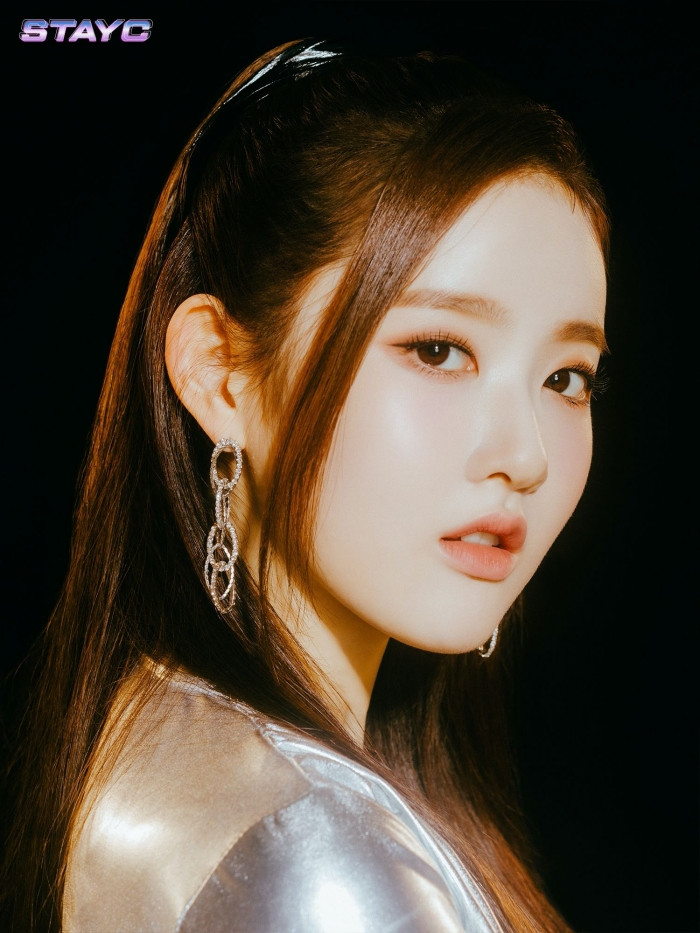 “Cuộc chiến” visual của 3 girl group ra mắt vào tháng 11, netizen Hàn hồi hộp chờ thực tế ảnh 8