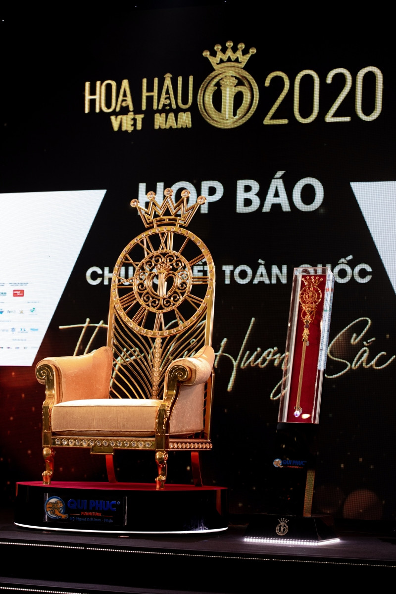 Ngắm cận cảnh vương miện, quyền trượng và ghế đăng quang của tân Hoa Hậu Việt Nam 2020 ảnh 4
