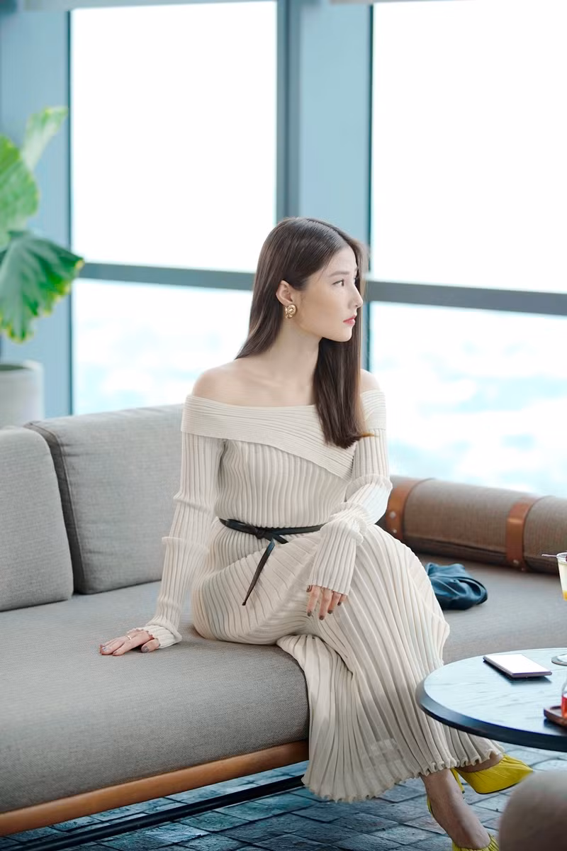 Tạo hình sang chảnh của 3 ngọc nữ hot nhất điện ảnh Việt: Nhã Phương, Lan Ngọc, Diễm My 9X trong phim mới ảnh 4