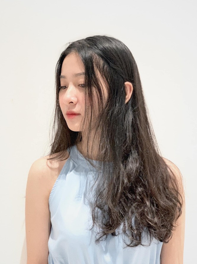 Ý Nhi - thí sinh Hoa Hậu Việt Nam cực giỏi tiếng Anh, từng giành Hoa khôi Đại học Huế 2020 ảnh 4