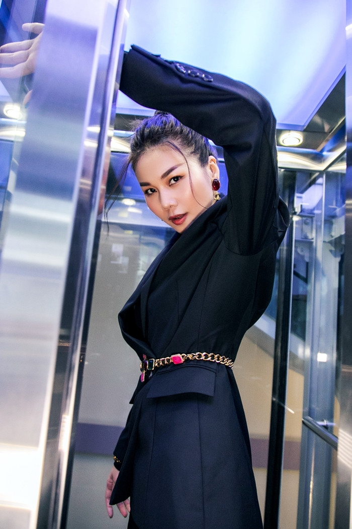 Thanh Hằng đúng chuẩn đẳng cấp “chị Đại”, đã chụp ảnh street style thì khó ai đọ lại ảnh 10